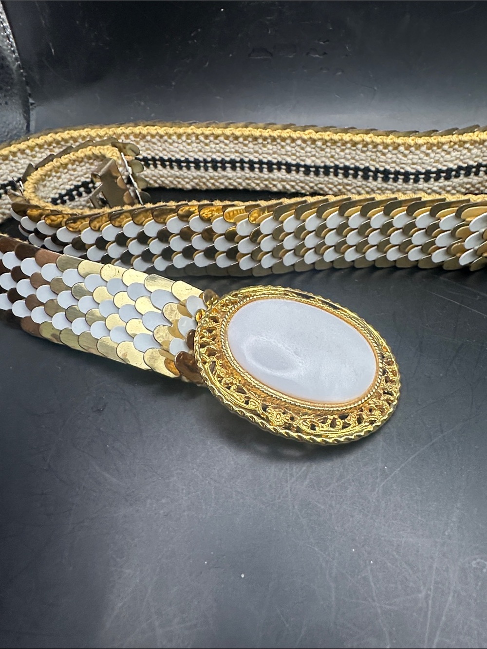 Vintage Belt Fish Scales Stretch Cinch Gold Tone Mid Century Unique